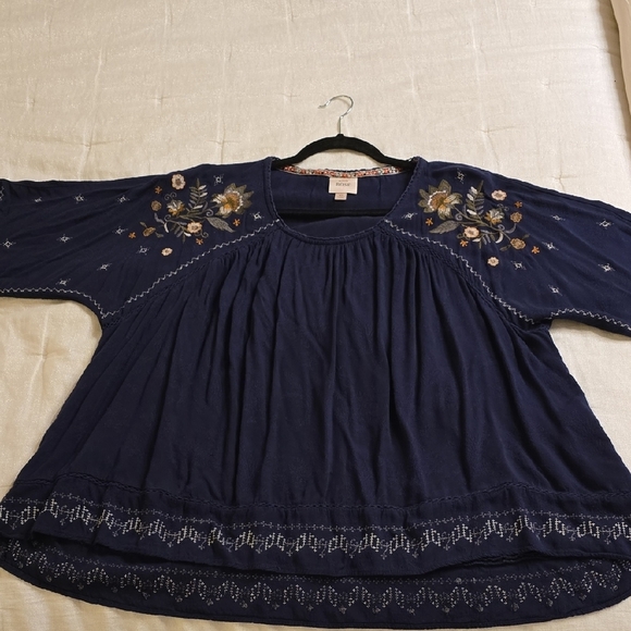 Knox Rose Floral Embroidered Blouse in Deep Blue - Picture 7 of 16